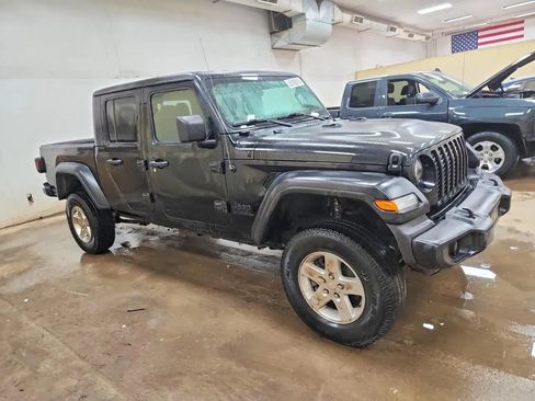 Used 2020 Jeep Gladiator Sport w/ Quick Order Package 24S AWD/4WD image 2