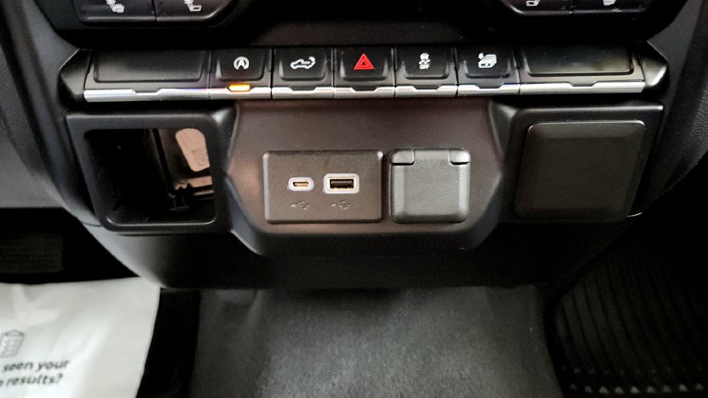 Used 2021 Chevrolet Silverado 1500 LT w/ LPO, Liner Protection Package AWD/4WD image 33