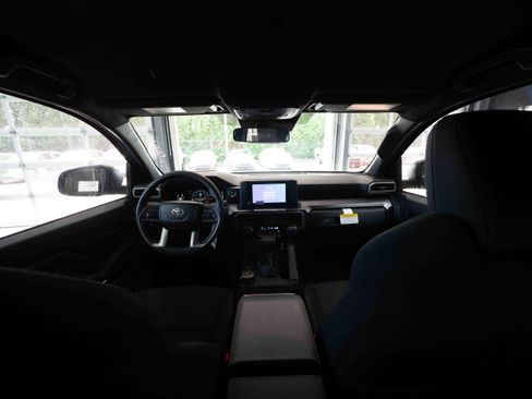 New 2026 Toyota 4Runner SR5 AWD/4WD image 19