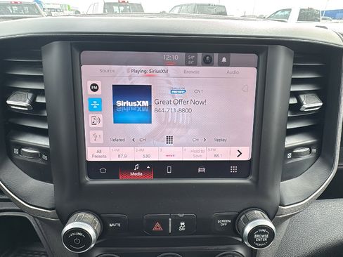 Used 2022 RAM 3500 Tradesman w/ Chrome Appearance Group image 17