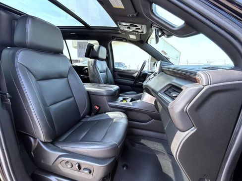 Certified 2021 Chevrolet Suburban Z71 w/ Rear Media and Nav Package AWD/4WD image 17