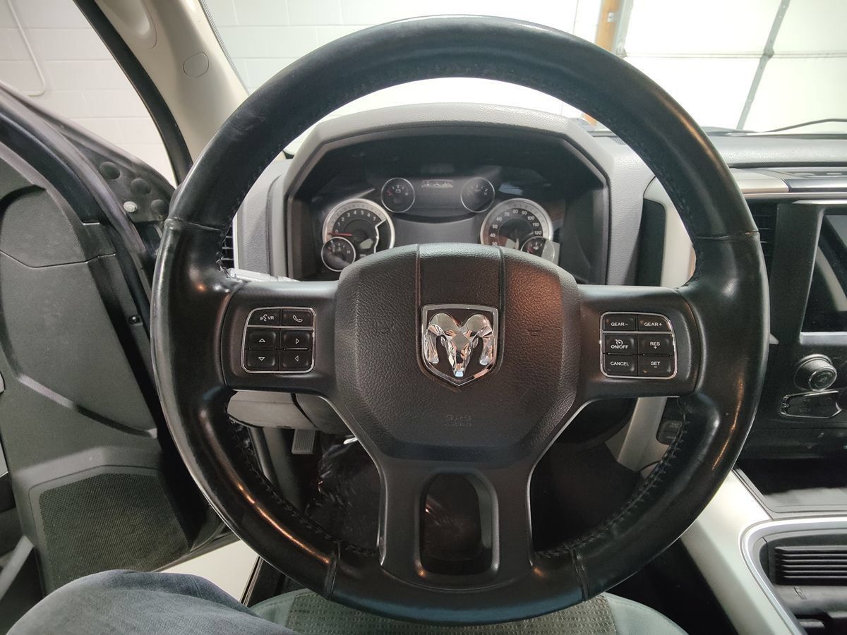 Used 2018 RAM 1500 Big Horn AWD/4WD image 32