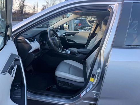 Used 2020 Toyota RAV4 Limited w/ Limited Grade Weather Package image 27