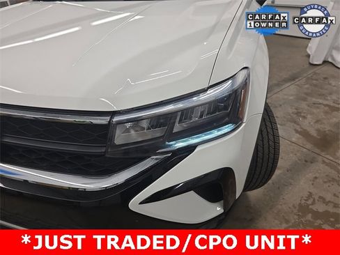 Used 2023 Volkswagen Taos SE image 23