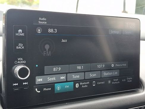 Certified 2024 Honda HR-V EX-L image 17