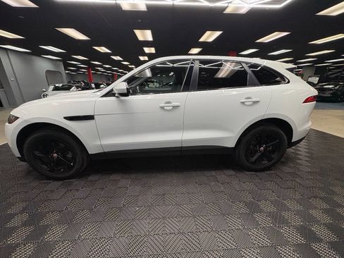 Used 2020 Jaguar F-PACE Premium image 7