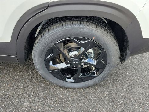 New 2026 Kia Seltos EX image 37