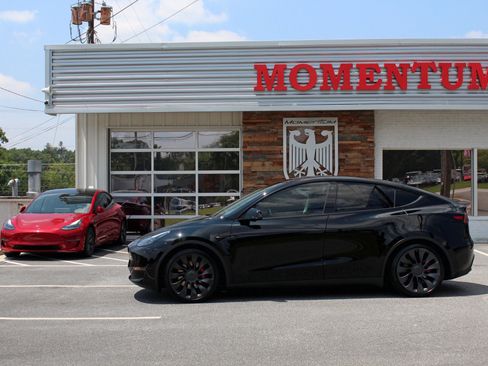 Used 2022 Tesla Model Y Performance AWD/4WD image 74