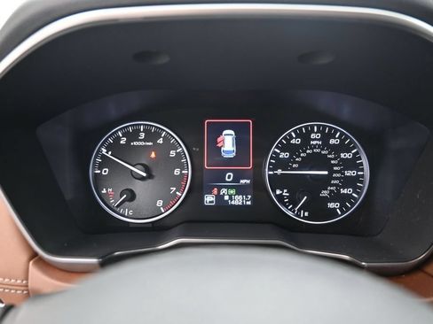 Used 2025 Subaru Outback Touring AWD/4WD image 11