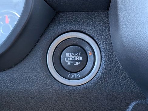 Certified 2024 RAM 2500 Big Horn w/ Sport Appearance Package image 19