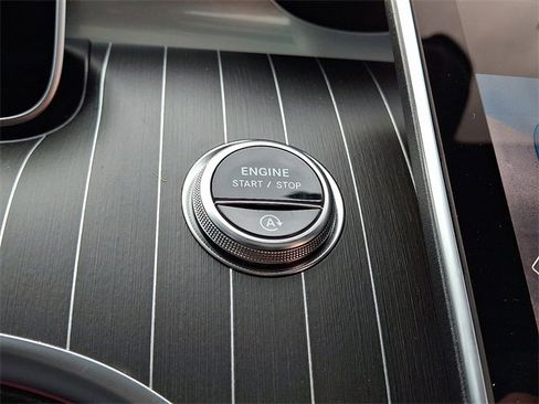 Used 2026 Mercedes-Benz C 300 4MATIC Sedan image 19