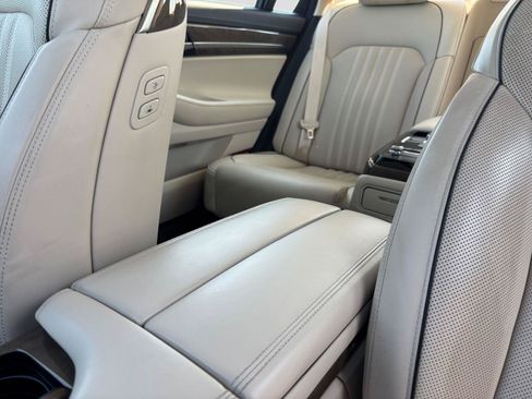 Used 2019 Genesis G90 5.0 Ultimate AWD/4WD image 32