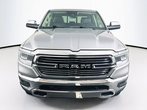 Used 2019 RAM 1500 Laramie RWD image 2