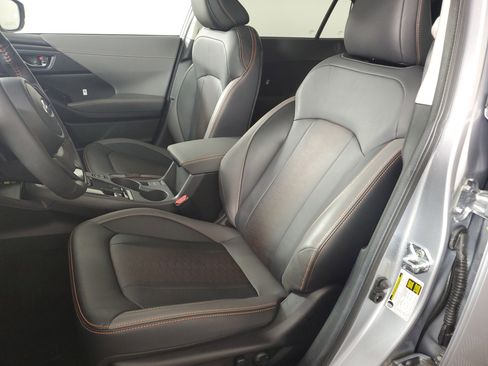 Used 2025 Subaru Crosstrek 2.5i Limited w/ Crosstrek Mirror Package image 12