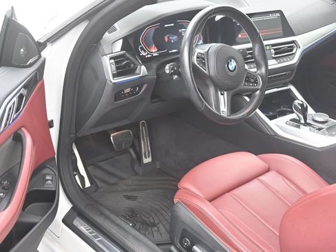 Used 2023 BMW M440i Convertible w/ Premium Package RWD image 10