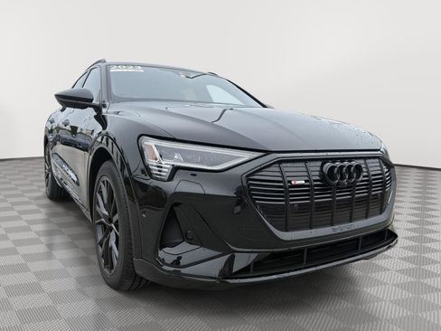 Certified 2023 Audi e-tron Chronos AWD/4WD image 7