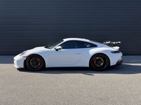Certified 2022 Porsche 911 GT3 image 2