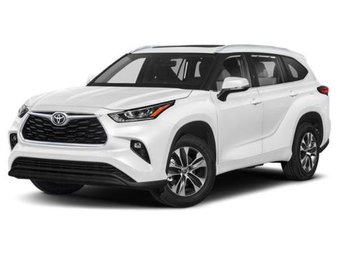 Used 2022 Toyota Highlander XLE image 1