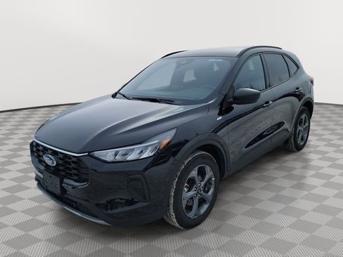 Used 2025 Ford Escape ST-Line AWD/4WD image 1