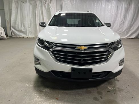 Used 2021 Chevrolet Equinox Premier AWD/4WD image 2