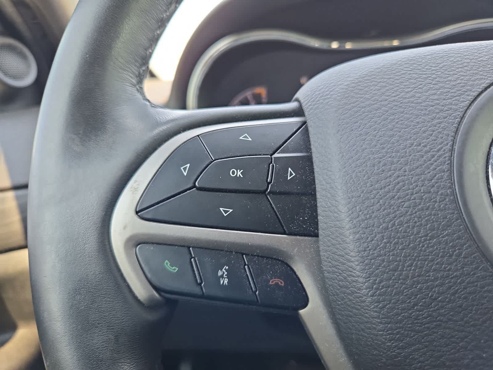 Used 2019 Jeep Grand Cherokee Altitude RWD image 22