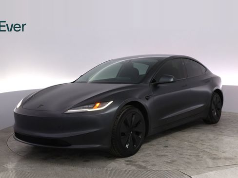 Used 2025 Tesla Model 3 Long Range RWD image 2