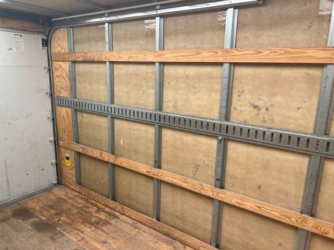 Used 2024 Ford E-350 and Econoline 350 Super Duty w/ Power Windows & Locks Group RWD image 17