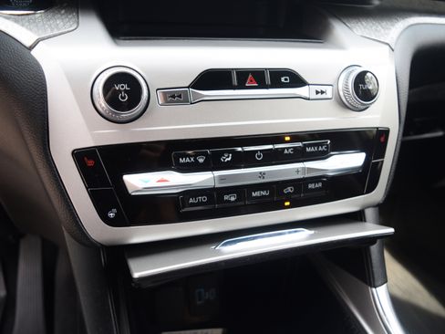 Used 2022 Ford Explorer Timberline AWD/4WD image 11