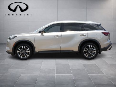 Used 2024 INFINITI QX60 Luxe AWD/4WD image 4