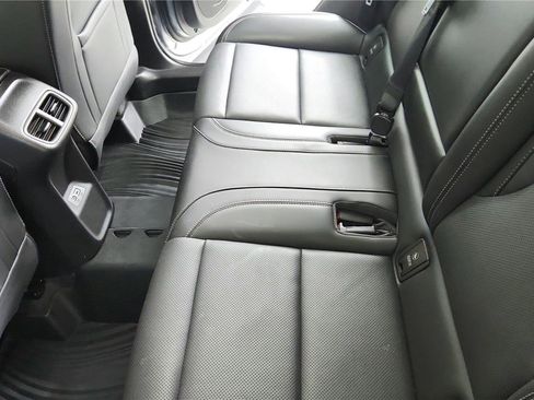 Used 2022 Buick Envision Essence w/ Safety Package FWD image 15