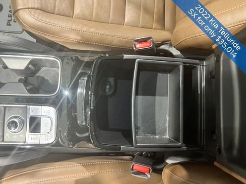 Used 2022 Kia Telluride SX w/ SX Prestige Package image 21