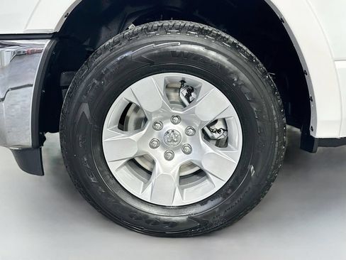 New 2026 RAM 1500 Big Horn AWD/4WD image 16