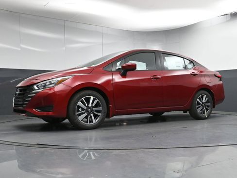 New 2025 Nissan Versa SV w/ Trunk Package FWD image 19