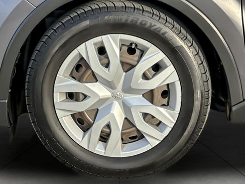 Certified 2019 Toyota C-HR LE image 24