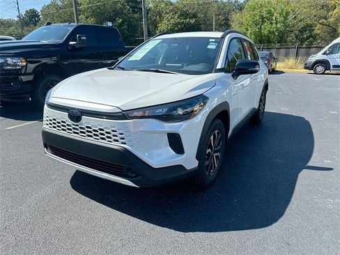 Used 2026 Toyota Corolla Cross SE image 13