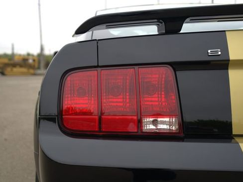 Used 2006 Ford Mustang GT Premium image 45
