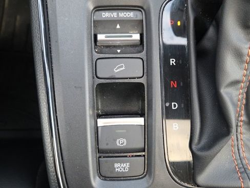 Used 2024 Honda CR-V Sport Touring image 17