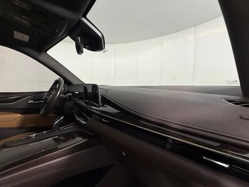 Used 2021 Cadillac Escalade Sport w/ Driver Assist Tech Package AWD/4WD image 35