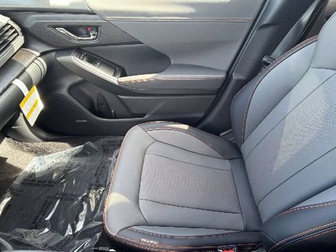 New 2026 Subaru Crosstrek 2.5i Limited w/ Crosstrek Mirror Package AWD/4WD image 12
