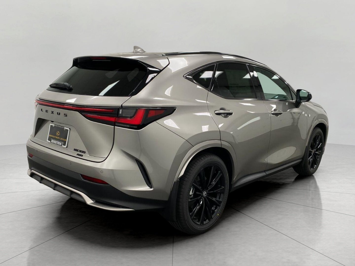 New 2026 Lexus NX 350 F Sport AWD/4WD image 3