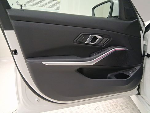 Used 2026 BMW 330i Sedan w/ Convenience Package RWD image 14