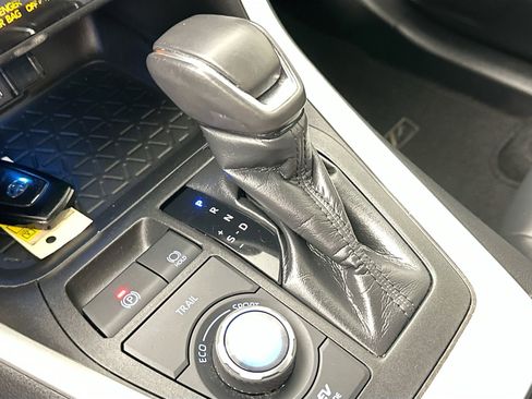 Used 2020 Toyota RAV4 XSE image 16