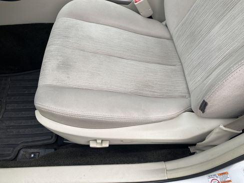 Used 2014 Subaru Outback 2.5i Premium image 15