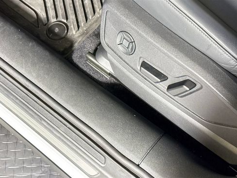 Used 2025 Audi Q5 Premium w/ Convenience Package AWD/4WD image 10