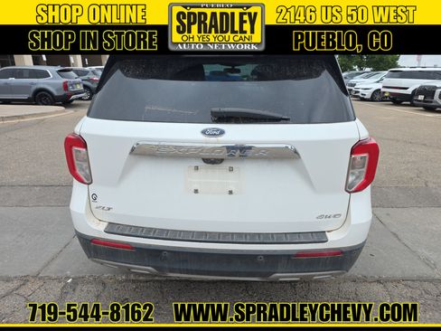 Used 2021 Ford Explorer XLT w/ Equipment Group 202A AWD/4WD image 4