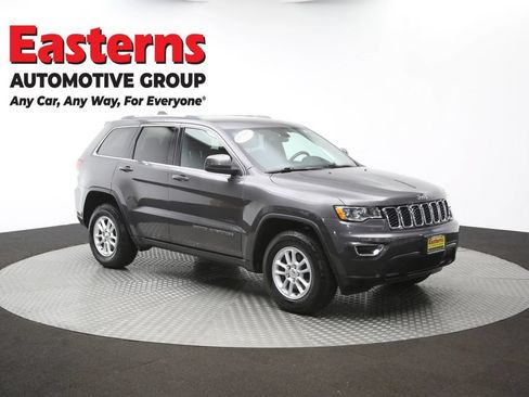 Used 2020 Jeep Grand Cherokee Laredo AWD/4WD image 47