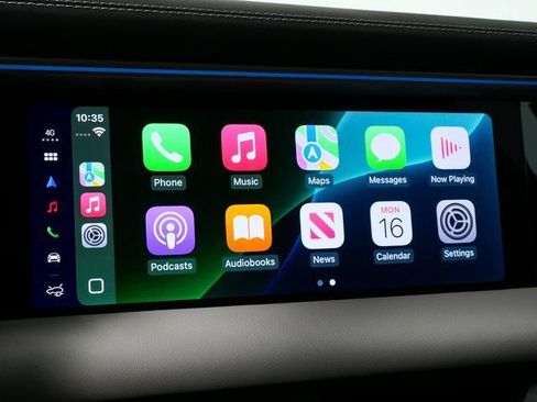 New 2026 Porsche Macan 4S Electric image 17