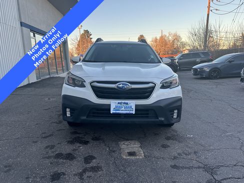 Used 2021 Subaru Outback Premium image 18