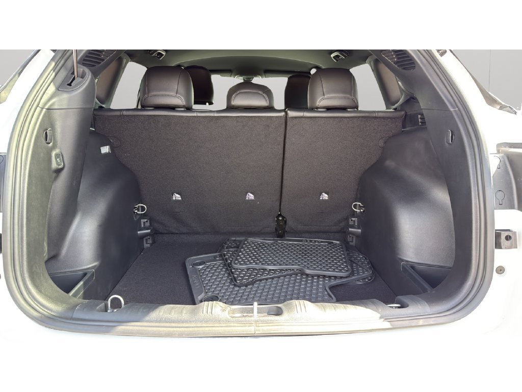 New 2026 Jeep Compass Latitude AWD/4WD image 18