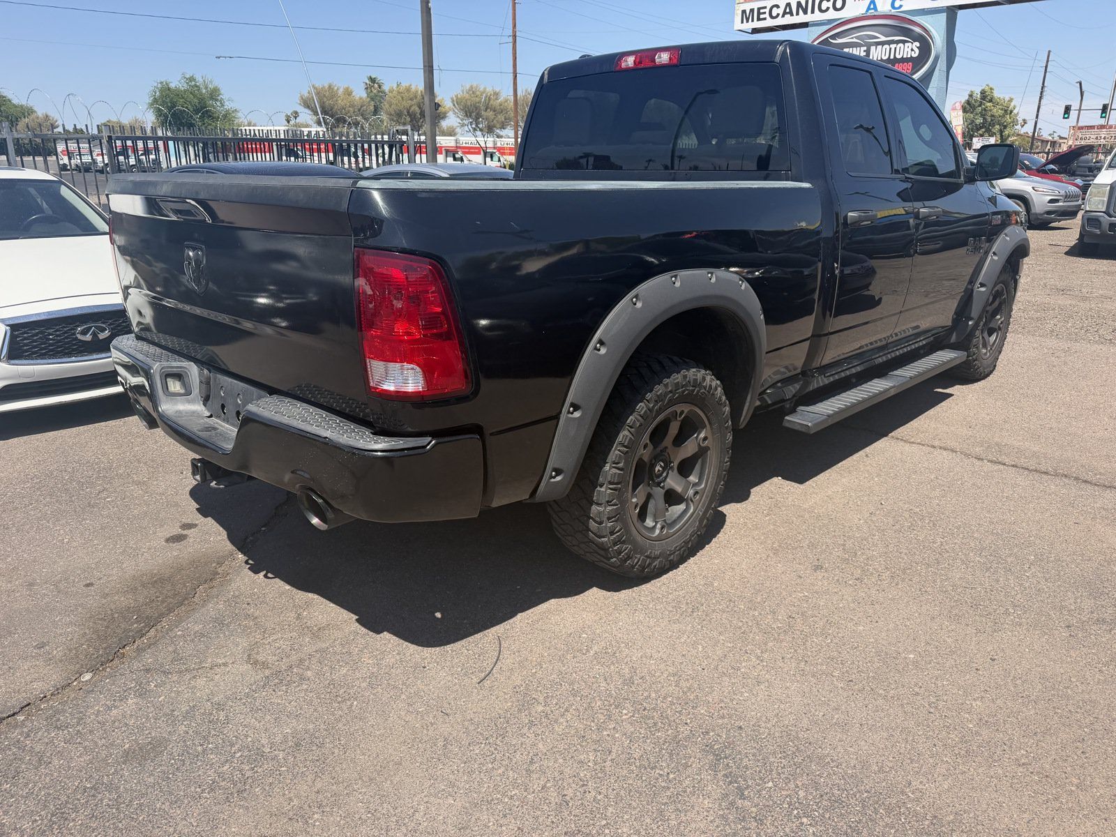 Used 2018 RAM 1500 Express w/ Black Ram 1500 Express Group RWD image 4